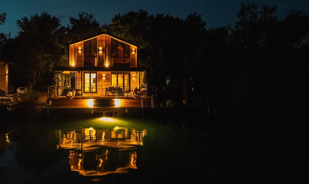 Congo Bungalow ウルツィニ エクステリア 写真